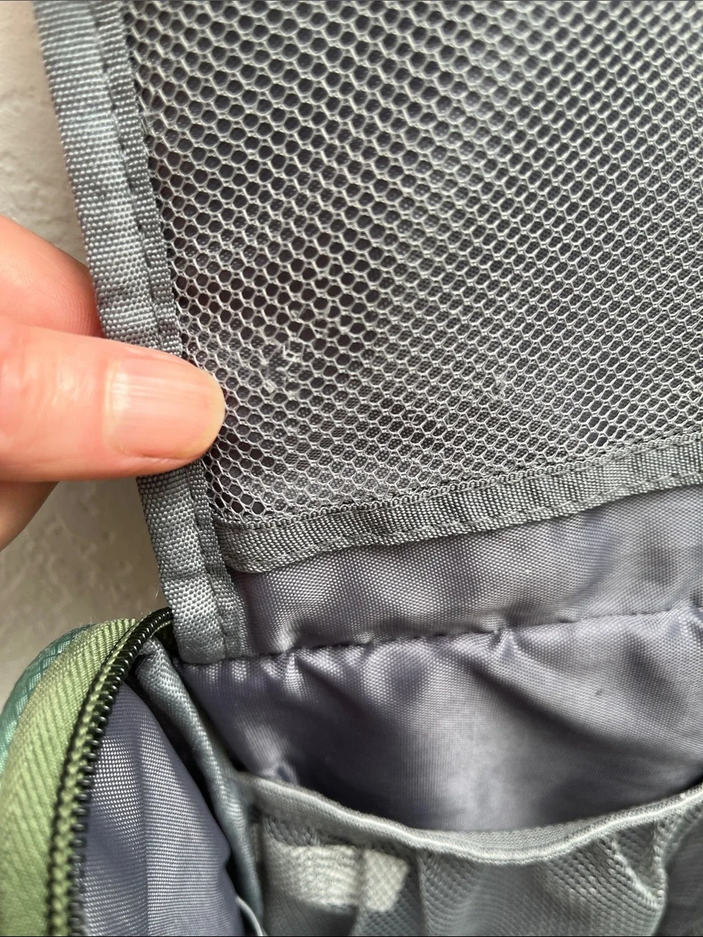 Travelon Hanging Toiletry Bag in Sage Green